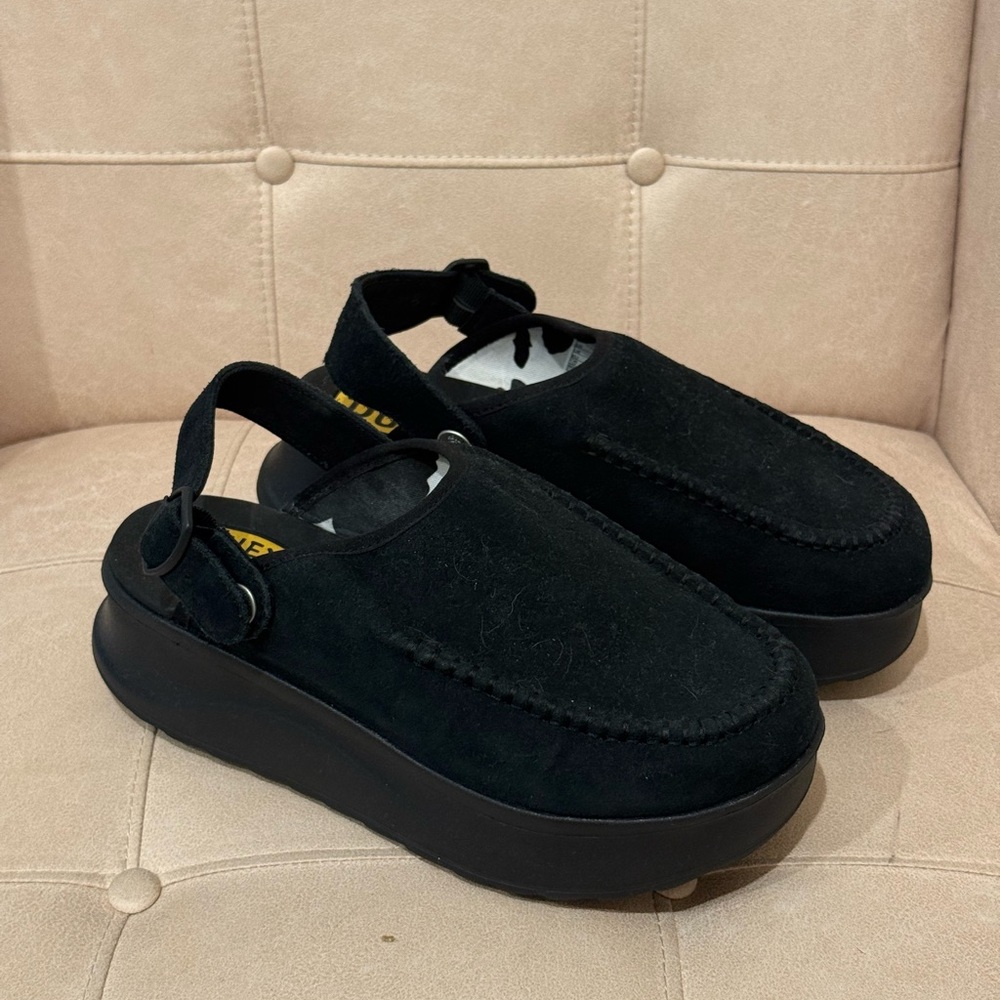 Hey Dude Clogs